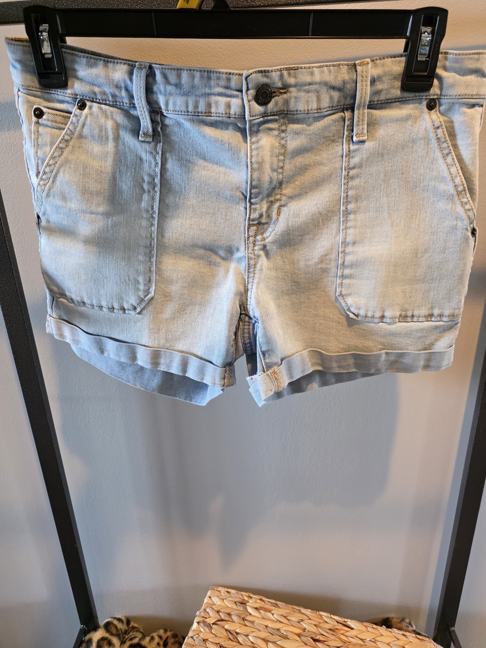 GAP Light Blue Denim Girlfriend Jean Shorts 8/29